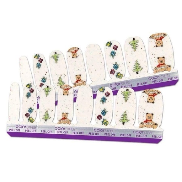 Color Street | Give Love, Christmas holiday design, teddy bears & trees nail set - Picture 5 of 6